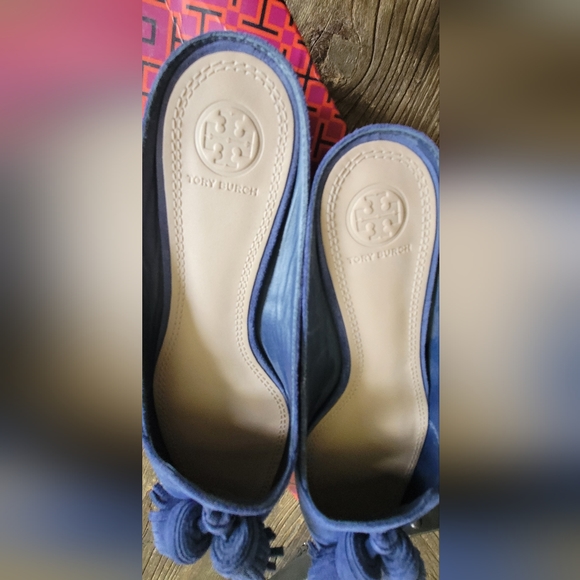Tory Burch Suede Salinas Mule - US 7 - Picture 5 of 8